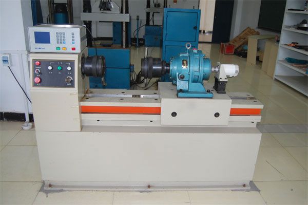 ����Ť�D(zhu��n)ԇ�(y��n)�C(j��)