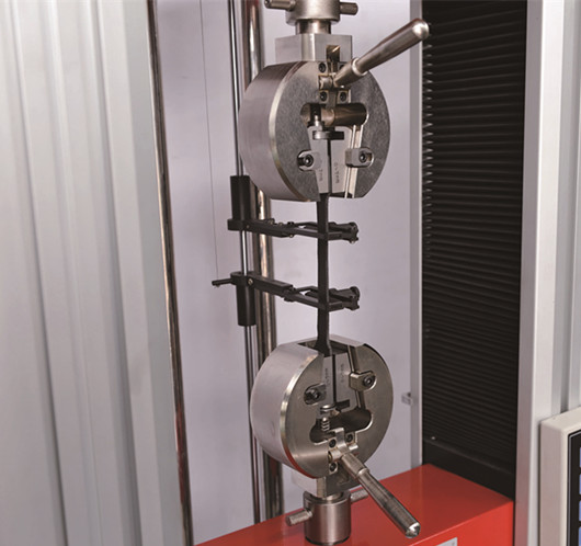 �������ԇ�C(j��)�Q�ڴ򻬵�ԭ�����̎����